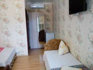 Фотография 8 из 13 - Гостевой дом А-ССОЛЬ комнаты с удобствами в п. Кучугуры